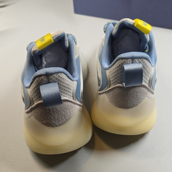 Mazino Krypton-11 Ice/blue/yellow Size 8.5